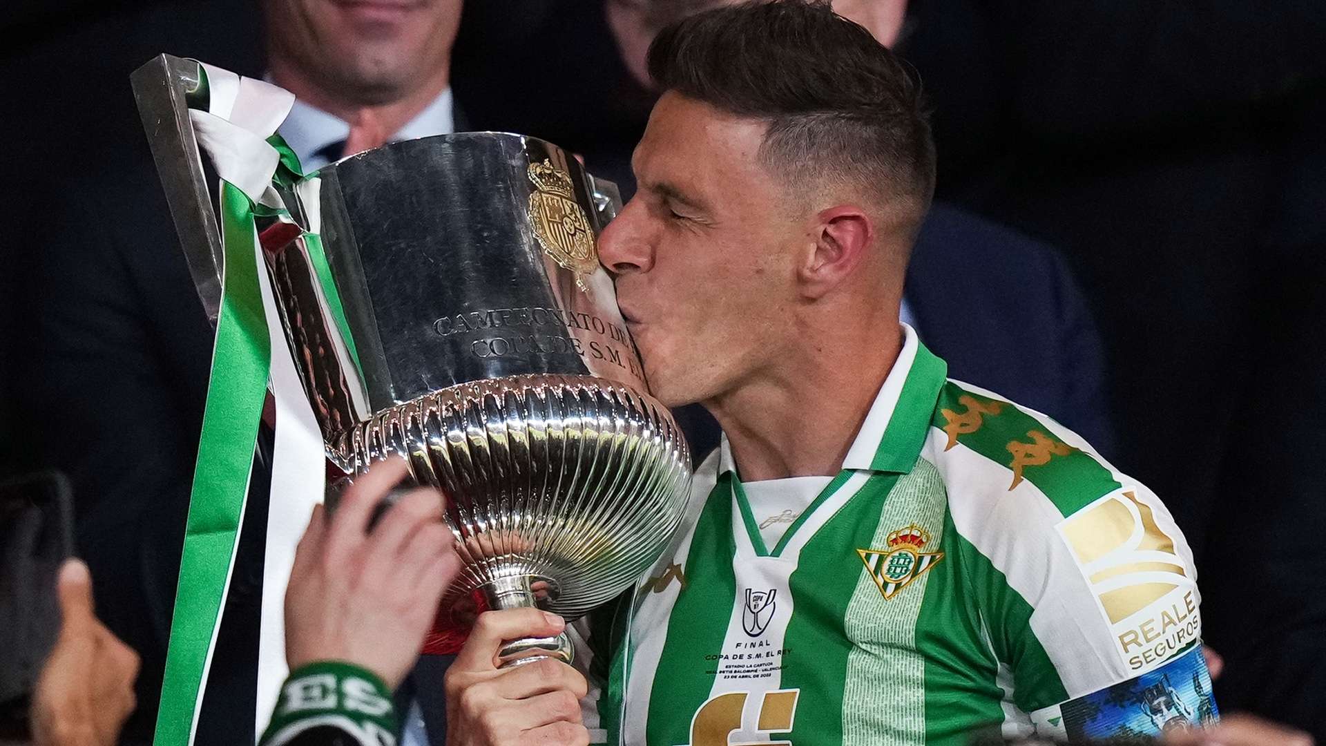 展奠定了基 展奠定了基